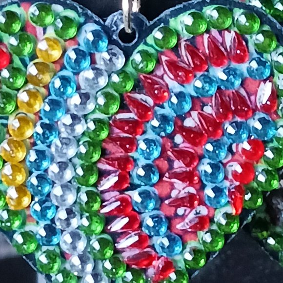 Handcrafted earrings rainbow heart - Picture 2 of 2
